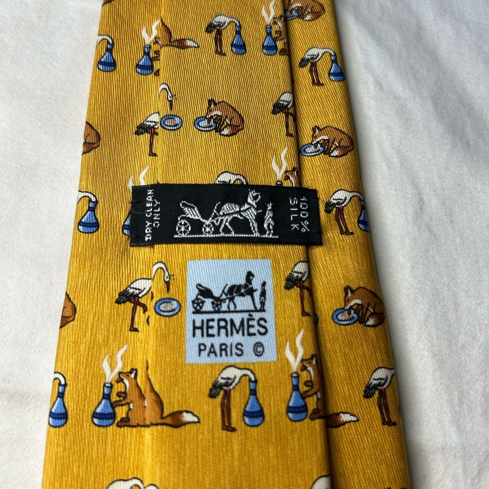Authentic Vintage Hermès Yellow Silk Tie with Animal Print Style 7786 FA